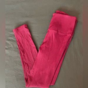 Carbon38 Ribbed 7/8 Leggings in Ruby Red